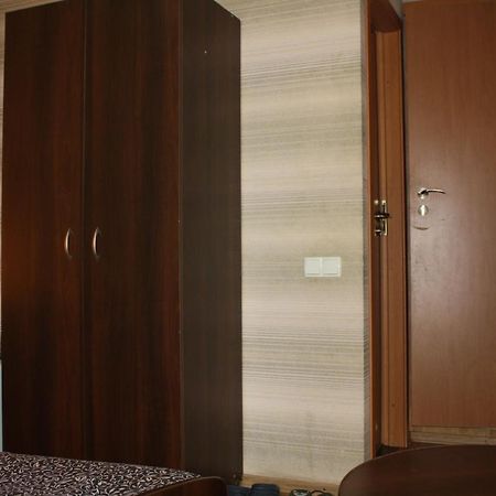 Комната гостиничного типа, Алчевских 24 Харьков Экстерьер фото